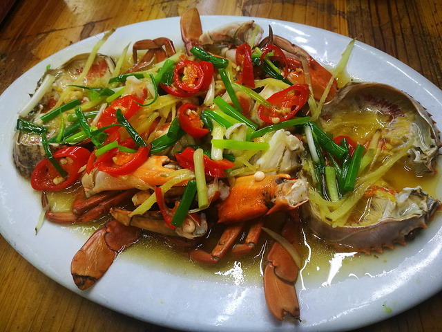 大鱼大肉实在是无福消受了,再回想想这几天吃过的美食,我们决定,再吃