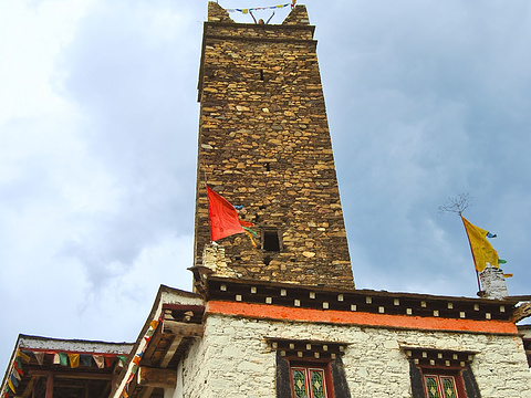 甲居藏寨-碉堡旅游景点图片