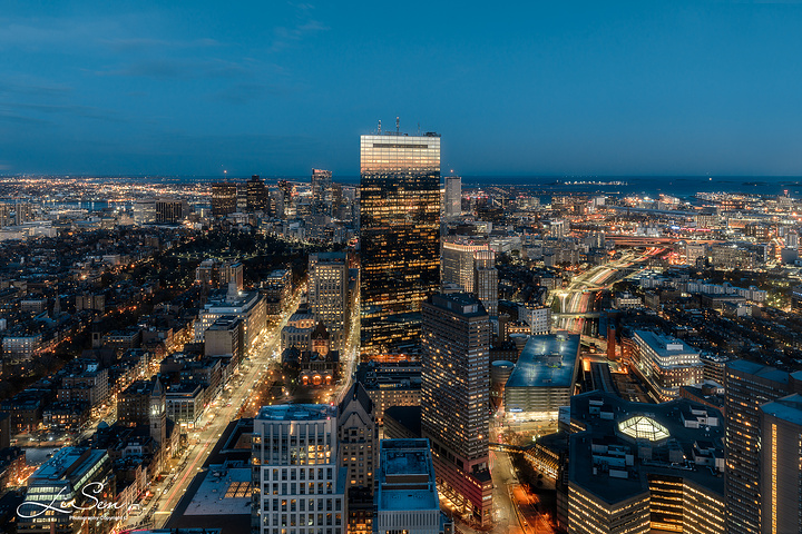 "...起，就一直喜欢登顶城市高楼，俯瞰整个城市的风光，个人感觉，这是一种最佳的欣赏整座城市风景的方式_波士顿空中漫步观景台"的评论图片