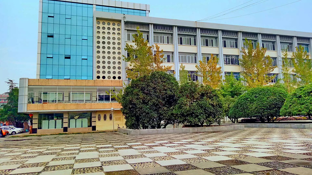 四川建筑职业技术学院旅游景点图片