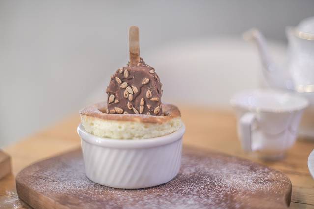 DOCK·瓦良格主题餐吧