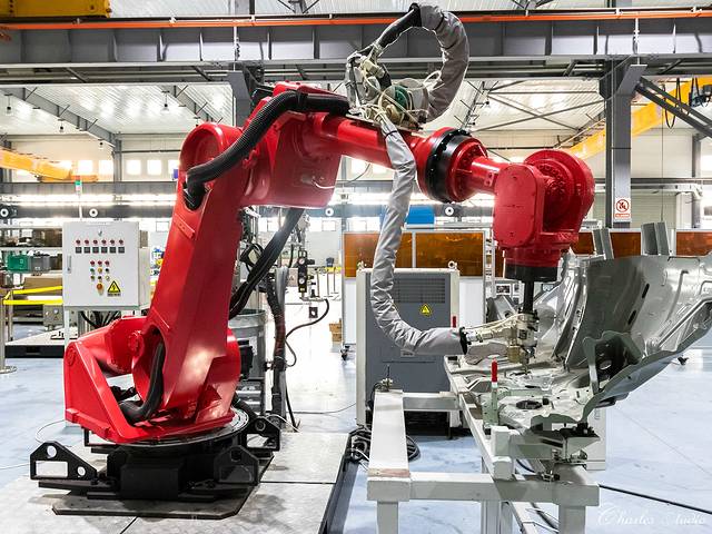 新松机器人二期食堂