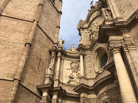 瓦伦西亚主教座堂旅游景点图片