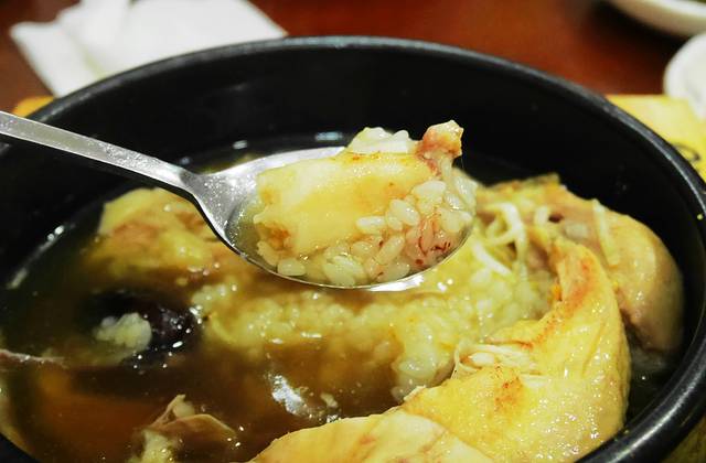 张师傅参鸡汤(新华街店)