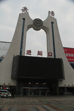 岳阳火车站-站前广场旅游景点攻略图