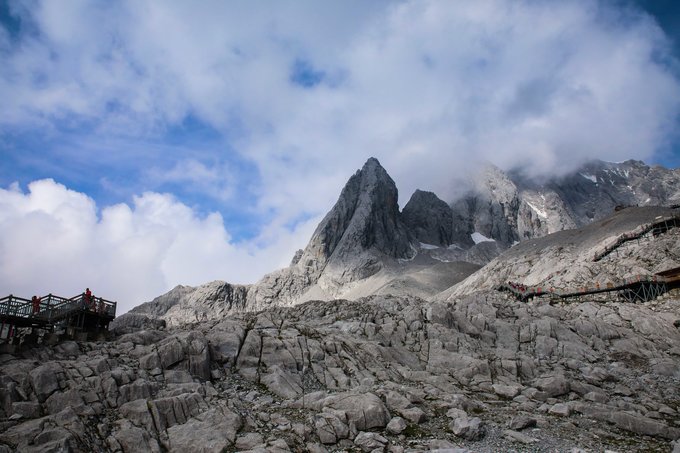 玉龙雪山图片