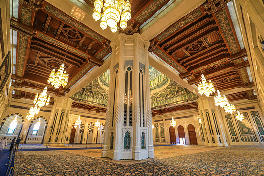 苏丹卡布斯大清真寺旅游景点图片