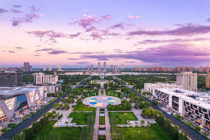 鄂尔多斯夜景图片