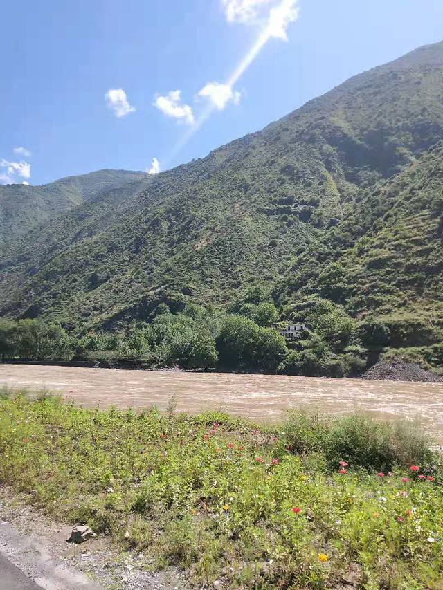 古尔沟温泉山庄