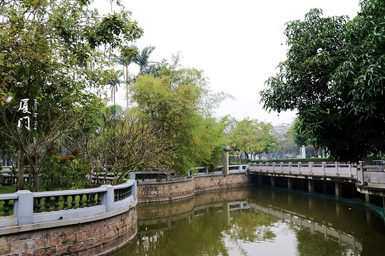 中山公园旅游景点图片