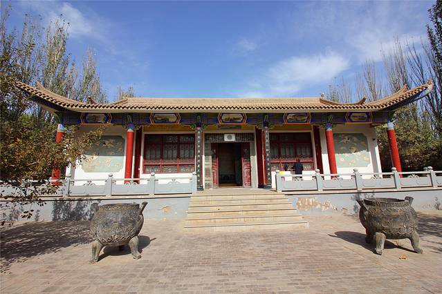 新城魏晋壁画墓