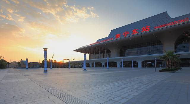 南宁东站