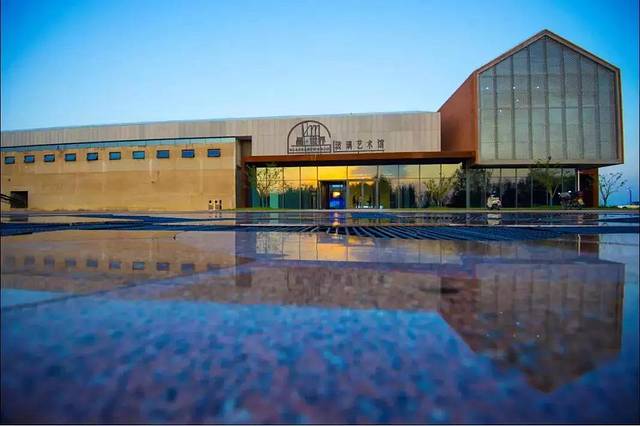 晶世界玻璃艺术馆