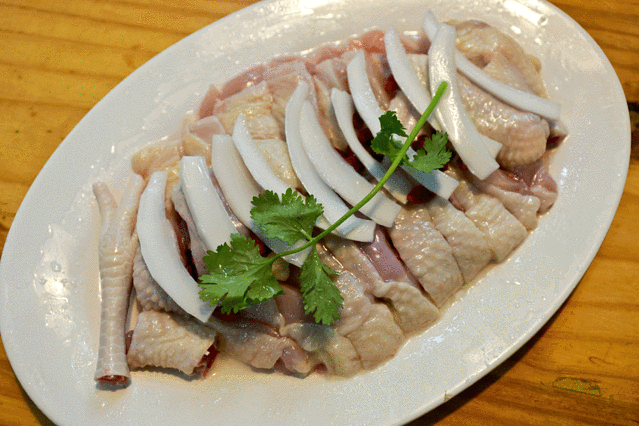 嗲嗲的椰子鸡(大东海店)