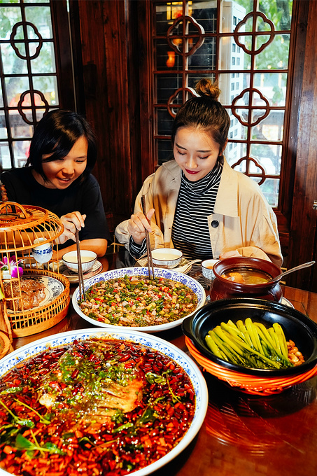 地道川菜：杨记隆府图片