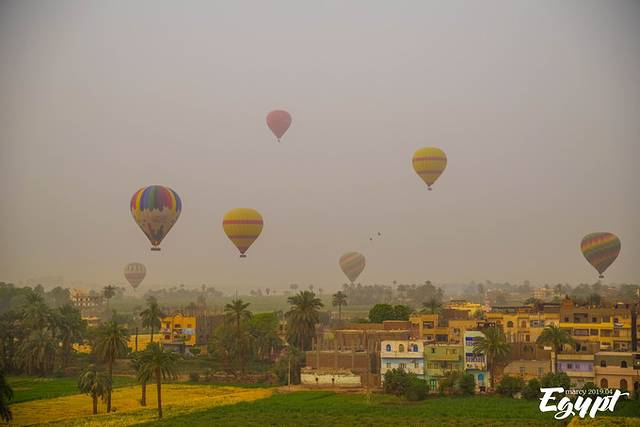 卢克索热气球