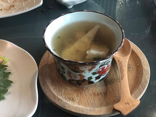 mufmuf渔味料理(白玉兰广场店)