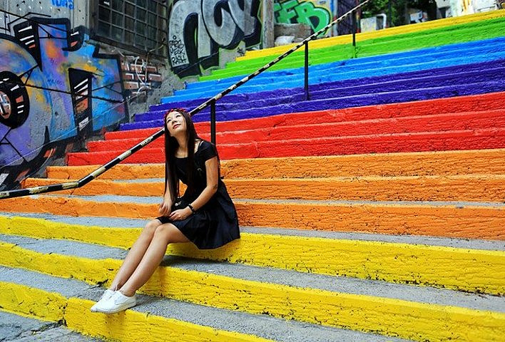"还有一处景点那就是彩虹阶梯这处景点也给这座城市增添了一点色彩【门票】免费但是不影响拍照啊_彩虹阶梯"的评论图片