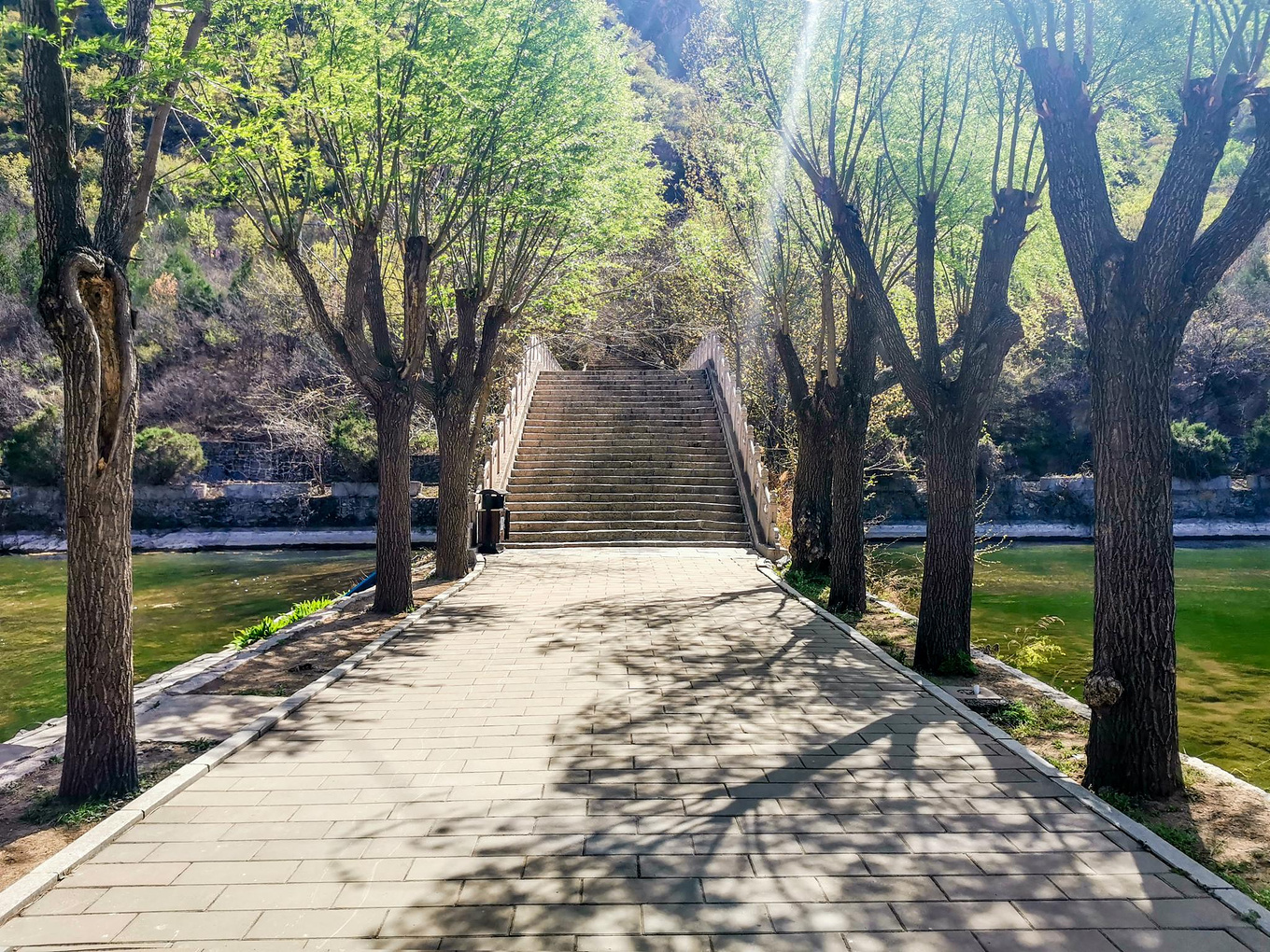 传奇的中国野三坡 到底是北京山水还是保定涞水？