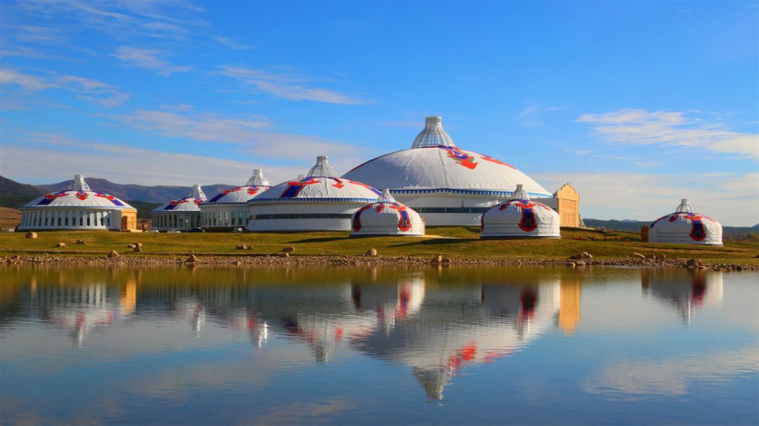 内蒙古左手草原右手沙漠，不踩雷的呼和浩特美食之旅，只有当地人才知道哦