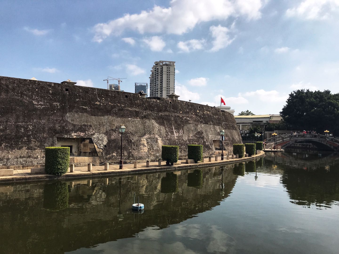 石炮台公园是汕头中心城区的一张名片是来汕游客休闲观光的好去处4