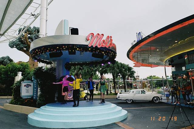 环球影城美食广场