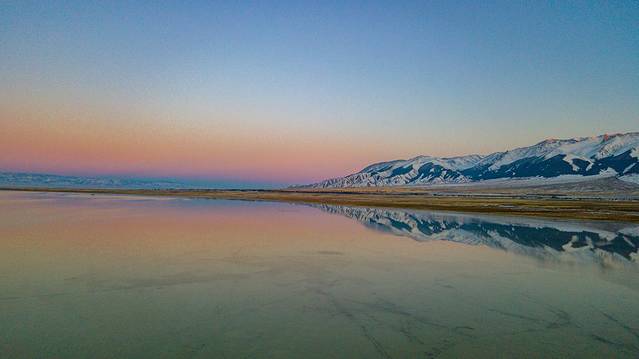 巴里坤湖风景区