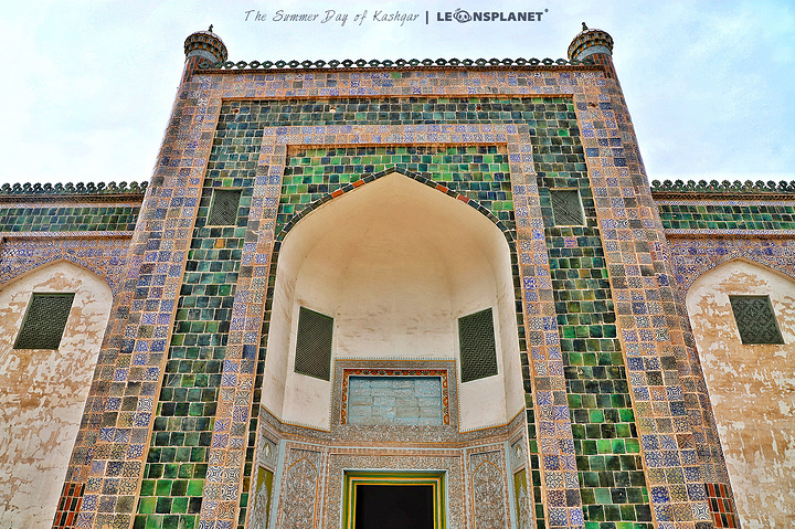 "美丽的人和美丽的坟终将是代代相传的美丽的事。位于喀什东北角的伊斯兰古迹——香妃墓，_香妃园"的评论图片