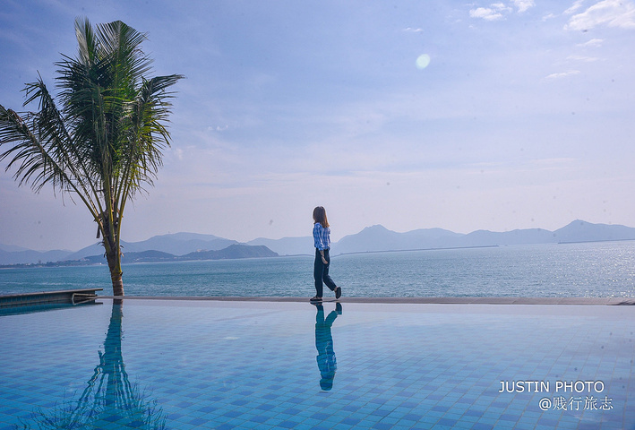 21小东海更像鹿回头山脚下安静的女子 除了美丽的海边的风景 小东的秘密摄影基地也是值得来的景区 小东海 评论 去哪儿攻略