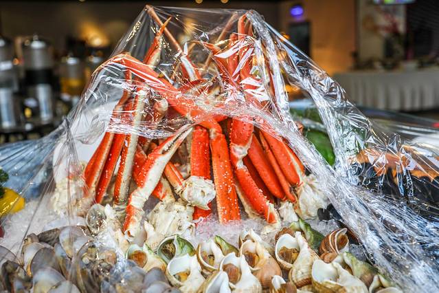 三亚亚龙湾华宇度假酒店·百花夜宴海鲜自助演艺主题餐厅