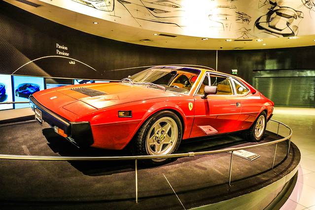 法拉利主题乐园