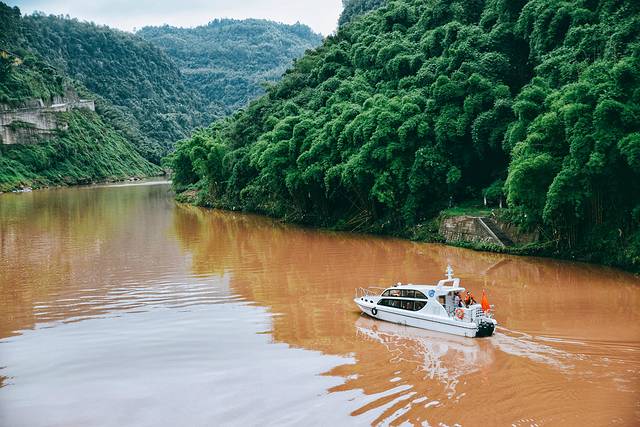 嘉阳桫椤湖旅游景区