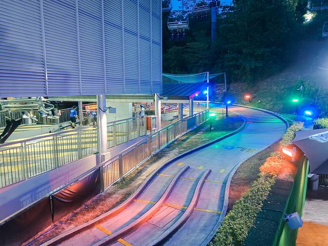 新加坡天际线斜坡滑车