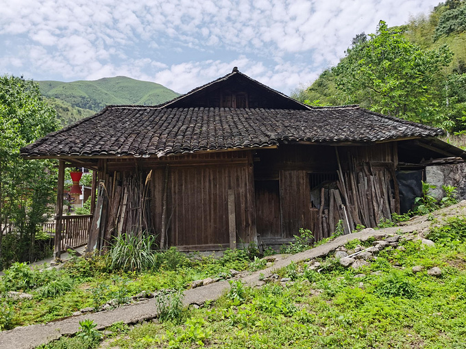 寻找千年瑶寨桐冲口,探秘沉寂的香草源,感受中国瑶都的独特魅力-江华