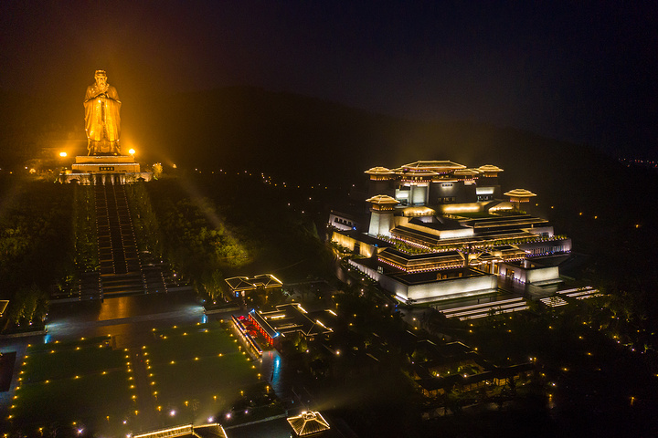 "鲁班奖",也是灵山文旅集团继灵山·梵宫之后第二个获得"鲁班奖"的文