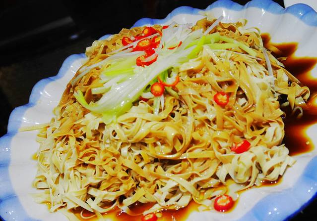 老汤蒸饺地方菜