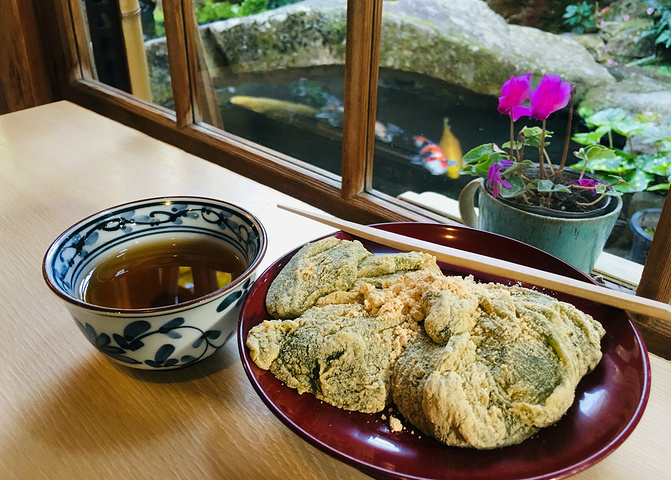 "传说中怀石料理超级贵，我在点评上查到有几百元的团购，只是不能购买近期的了。洛匠的院子也太好看啦_洛匠"的评论图片