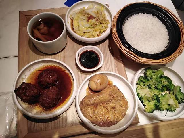 谷田稻香(川沙百联店)