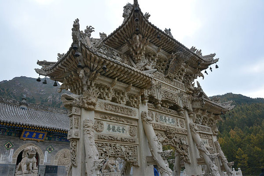 龙泉寺旅游景点图片