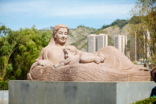 黄河母亲雕塑旅游景点图片