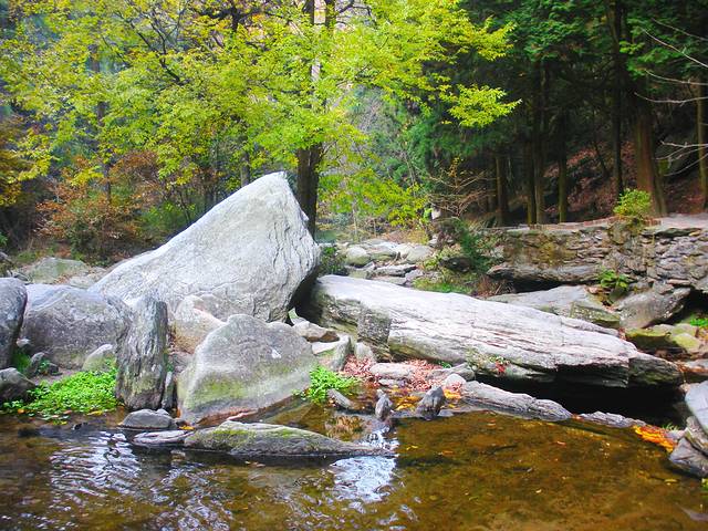 庐山国家重点风景名胜区-乌龙潭