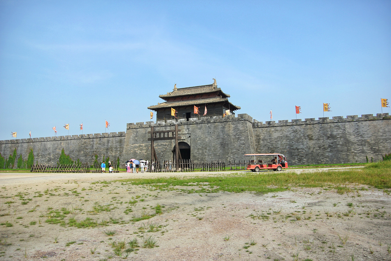 象山影视城                      襄阳城