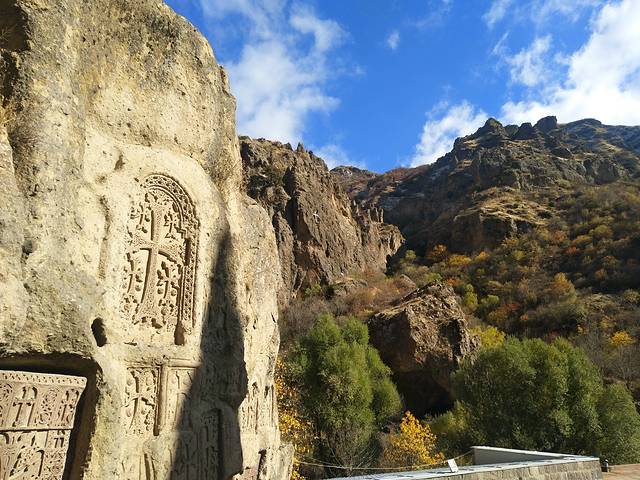 格加尔德修道院