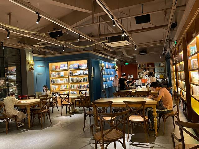 鹿森书店(上下杭店)