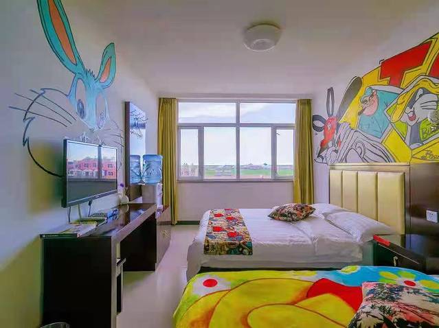 中都原始草原度假村