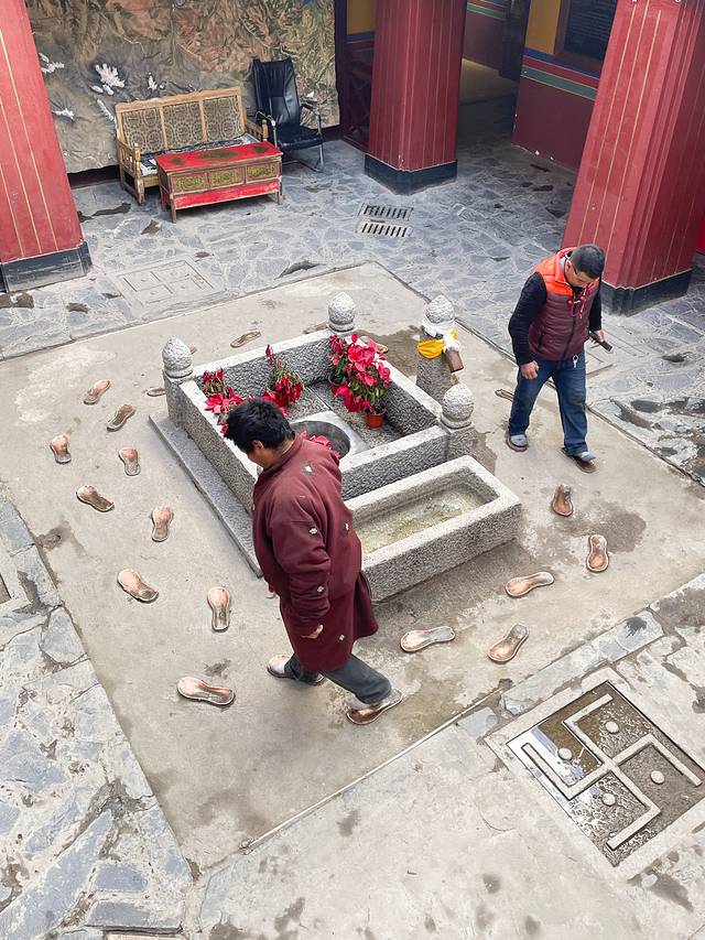 根敦群培纪念馆