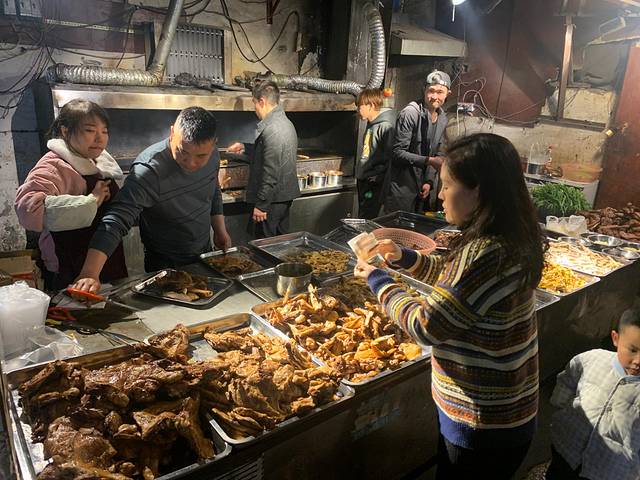 遵义篮球坝洪桥烤鸡(总店)