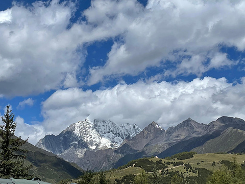 猫鼻梁旅游景点图片