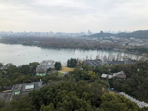 雷峰塔旅游景点攻略图