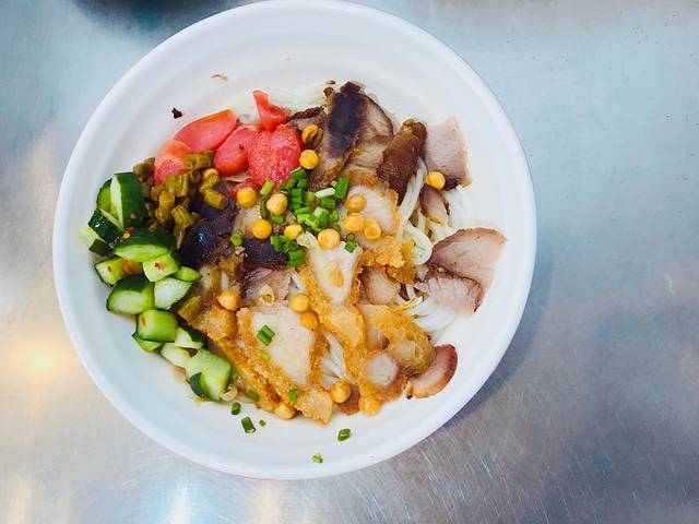 20元人民币背景观景台